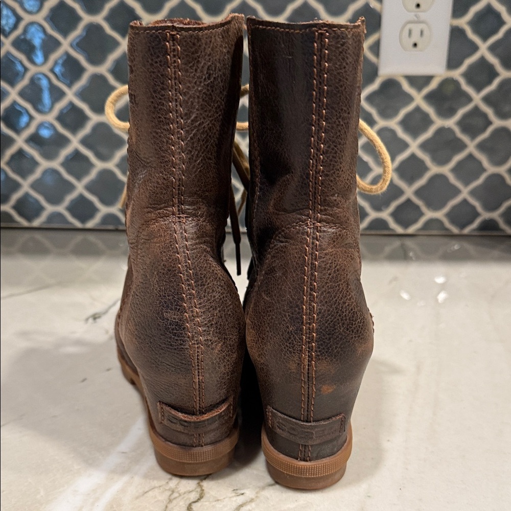 Sorel Joan of Arctic Wedge Brown - Picture 3 of 5